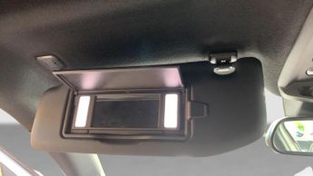 Vauxhall Mokka Electric 50kWh SRi Premium SUV 5dr Electric Auto (136 ps)