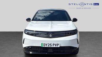 Vauxhall Grandland Electric 73kWh GS SUV 5dr Electric Auto (213 ps)