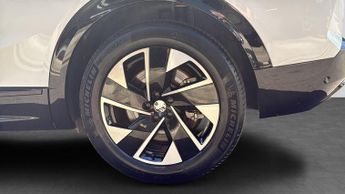 Vauxhall Grandland Electric 73kWh GS SUV 5dr Electric Auto (213 ps)