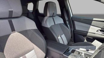 Vauxhall Grandland Electric 73kWh GS SUV 5dr Electric Auto (213 ps)