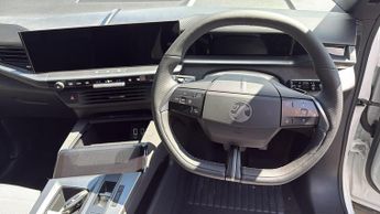 Vauxhall Grandland Electric 73kWh GS SUV 5dr Electric Auto (213 ps)