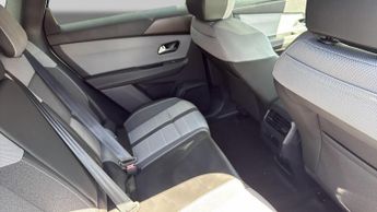 Vauxhall Grandland Electric 73kWh GS SUV 5dr Electric Auto (213 ps)