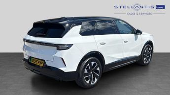 Vauxhall Grandland Electric 73kWh GS SUV 5dr Electric Auto (213 ps)