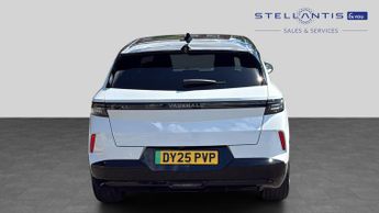 Vauxhall Grandland Electric 73kWh GS SUV 5dr Electric Auto (213 ps)