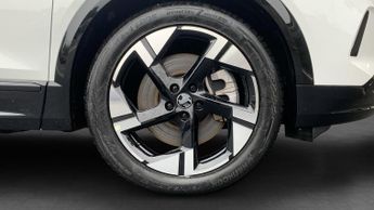 Vauxhall Grandland Electric 73kWh Ultimate SUV 5dr Electric Auto (213 ps)