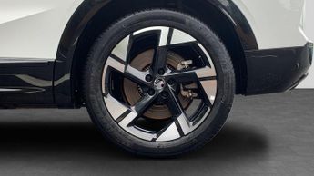 Vauxhall Grandland Electric 73kWh Ultimate SUV 5dr Electric Auto (213 ps)