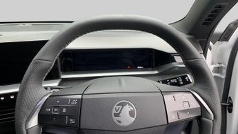 Vauxhall Grandland Electric 73kWh Ultimate SUV 5dr Electric Auto (213 ps)