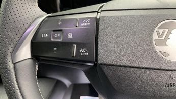 Vauxhall Grandland Electric 73kWh Ultimate SUV 5dr Electric Auto (213 ps)