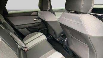 Vauxhall Grandland Electric 73kWh Ultimate SUV 5dr Electric Auto (213 ps)