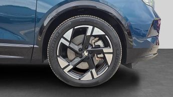 Vauxhall Grandland Electric 73kWh Ultimate SUV 5dr Electric Auto (213 ps)