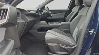 Vauxhall Grandland Electric 73kWh Ultimate SUV 5dr Electric Auto (213 ps)