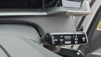 Vauxhall Grandland Electric 73kWh GS SUV 5dr Electric Auto (213 ps)