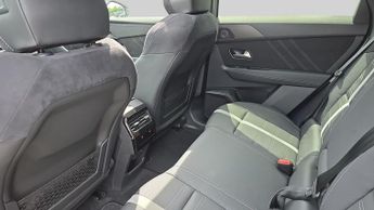 Vauxhall Grandland Electric 73kWh GS SUV 5dr Electric Auto (213 ps)