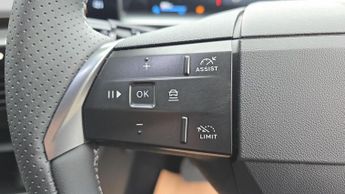 Vauxhall Grandland Electric 73kWh GS SUV 5dr Electric Auto (213 ps)