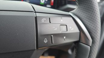 Vauxhall Grandland Electric 73kWh GS SUV 5dr Electric Auto (213 ps)