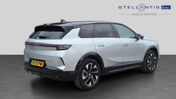 Vauxhall Grandland Electric 73kWh GS SUV 5dr Electric Auto (213 ps)