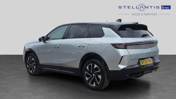 Vauxhall Grandland Electric 73kWh GS SUV 5dr Electric Auto (213 ps)