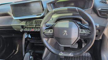 Peugeot 2008 50kWh GT SUV 5dr Electric Auto (136 ps)