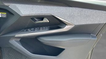 Peugeot 3008 73kWh GT SUV 5dr Electric Auto (210 ps)