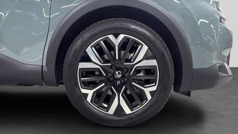 Citroen C4 1.2 Hybrid MAX Hatchback 5dr Petrol Hybrid e-DSC Euro 6 (s/s) (1