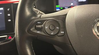 Vauxhall Corsa Electric 50kWh SRi Premium Hatchback 5dr Electric Auto (136 ps)