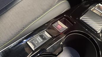 Peugeot 2008 1.2 GT SUV 5dr Petrol Hybrid e-DSC6 Euro 6 (s/s) (136 ps)
