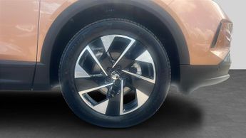 Vauxhall Grandland 1.2 Ultimate SUV 5dr Petrol Hybrid e-DCT Euro 6 (s/s) (145 ps)