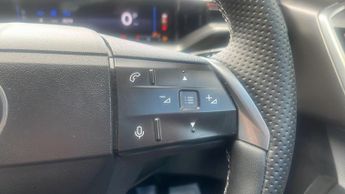 Vauxhall Grandland 1.2 Ultimate SUV 5dr Petrol Hybrid e-DCT Euro 6 (s/s) (145 ps)