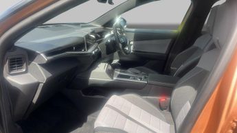 Vauxhall Grandland 1.2 Ultimate SUV 5dr Petrol Hybrid e-DCT Euro 6 (s/s) (145 ps)