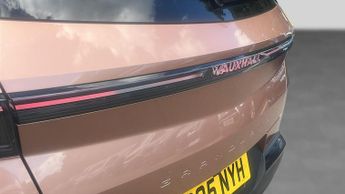 Vauxhall Grandland 1.2 Ultimate SUV 5dr Petrol Hybrid e-DCT Euro 6 (s/s) (145 ps)
