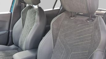 Peugeot 2008 1.2 PureTech GT Premium SUV 5dr Petrol EAT Euro 6 (s/s) (130 ps)