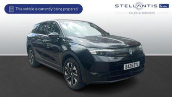 Vauxhall Grandland 1.2 Ultimate SUV 5dr Petrol Hybrid e-DCT Euro 6 (s/s) (136 ps)