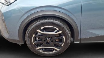 Peugeot 5008 73kWh Allure SUV 5dr Electric Auto (210 ps)