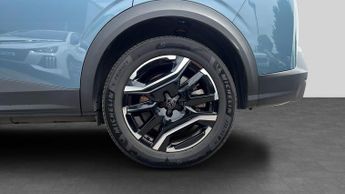 Peugeot 5008 73kWh Allure SUV 5dr Electric Auto (210 ps)