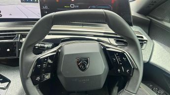 Peugeot 5008 73kWh Allure SUV 5dr Electric Auto (210 ps)