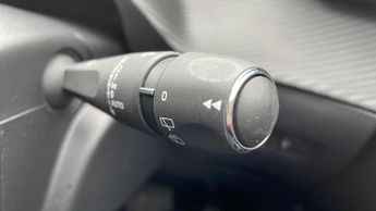 Peugeot 208 50kWh Allure Hatchback 5dr Electric Auto (7.4kW Charger) (136 ps