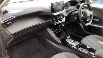 Peugeot 208 50kWh E-Style Auto 5dr (7.4kW Charger)