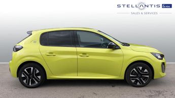 Peugeot 208 50kWh E-Style Auto 5dr (7.4kW Charger)