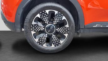 Fiat 600E 54kWh La Prima SUV 5dr Electric Auto (156 ps)