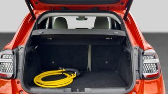 Fiat 600E 54kWh La Prima SUV 5dr Electric Auto (156 ps)