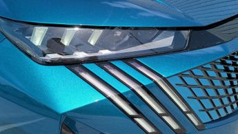 Peugeot 5008 1.2 GT SUV 5dr Petrol Hybrid e-DSC6 Euro 6 (s/s) (136 ps)