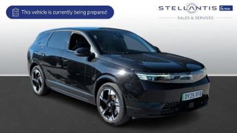 Vauxhall Grandland 73kWh Ultimate SUV 5dr Electric Auto (213 ps)