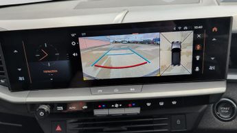 Vauxhall Grandland Electric 73kWh Ultimate SUV 5dr Electric Auto (213 ps)