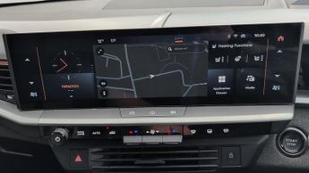 Vauxhall Grandland Electric 73kWh Ultimate SUV 5dr Electric Auto (213 ps)