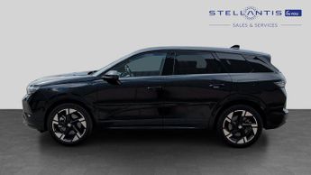 Vauxhall Grandland Electric 73kWh Ultimate SUV 5dr Electric Auto (213 ps)