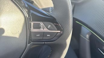 Peugeot 2008 50kWh GT SUV 5dr Electric Auto (7kW Charger) (136 ps)