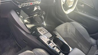 Peugeot 2008 50kWh GT SUV 5dr Electric Auto (7kW Charger) (136 ps)