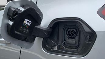 Vauxhall Corsa Electric 50kWh Elite Premium Hatchback 5dr Electric Auto (136 ps)