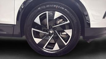 Vauxhall Grandland Electric 73kWh GS SUV 5dr Electric Auto (213 ps)