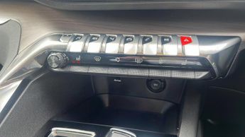 Peugeot 3008 SUV 1.6 13.2kWh GT SUV 5dr Petrol Plug-in Hybrid e-EAT 4WD Euro 6 (s